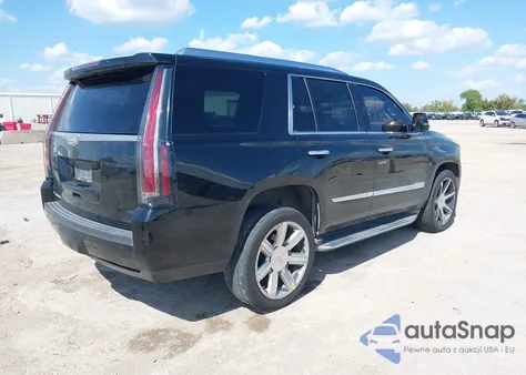 2015 Cadillac Escalade Luxury z USA, uszkodzony, nr VIN 1GYS4MKJ9FR531500